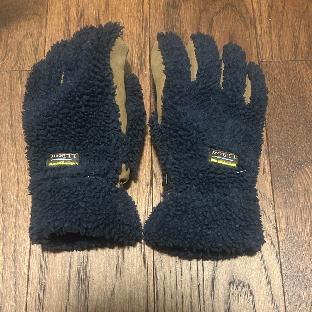 LL Bean Sherpa Adults' Mountain Pile Fleece Gloves